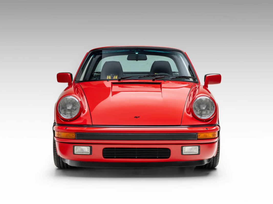 RUF Porsche 911 Targa único vai a leilão