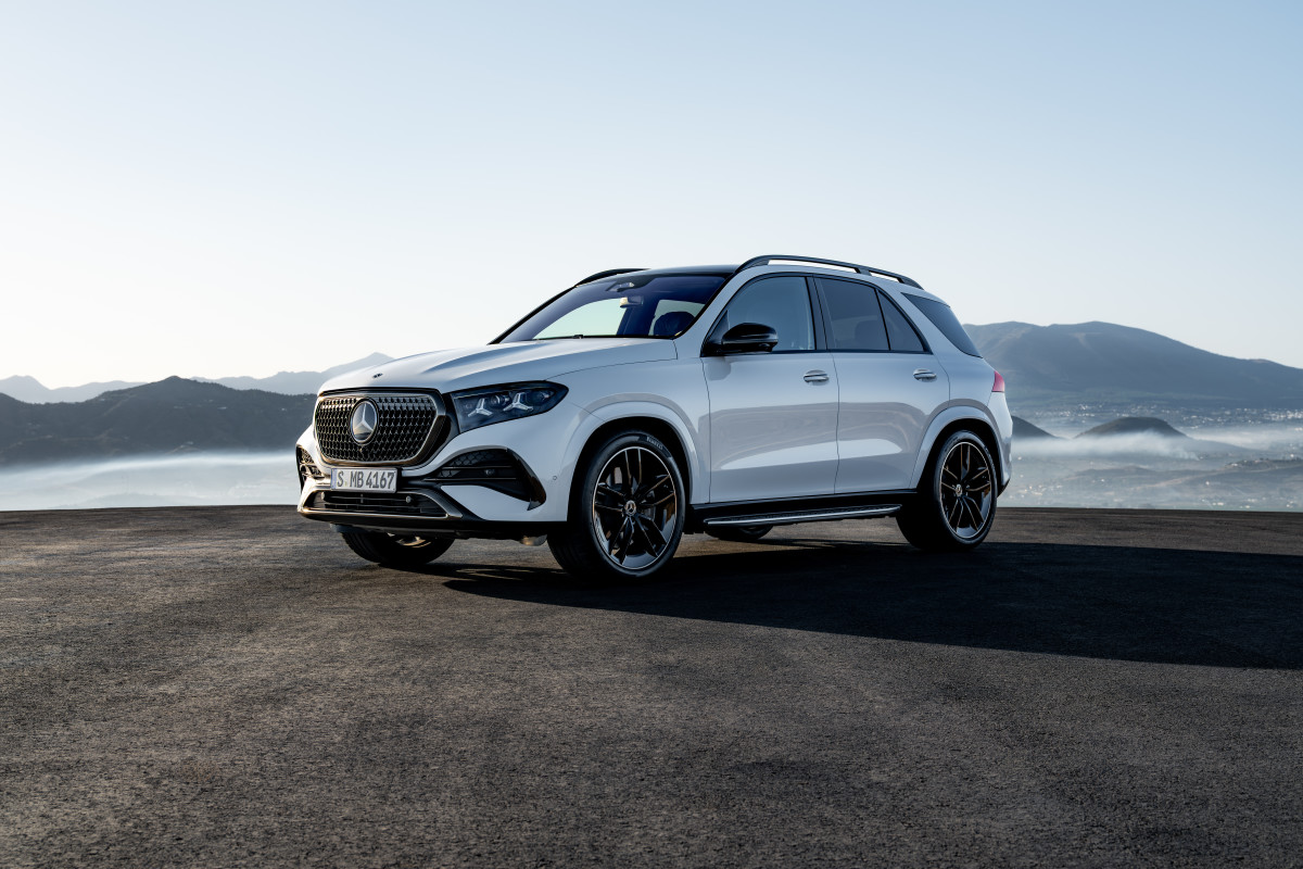Mercedes-Benz visa maior volume após anos de queda nas vendas
