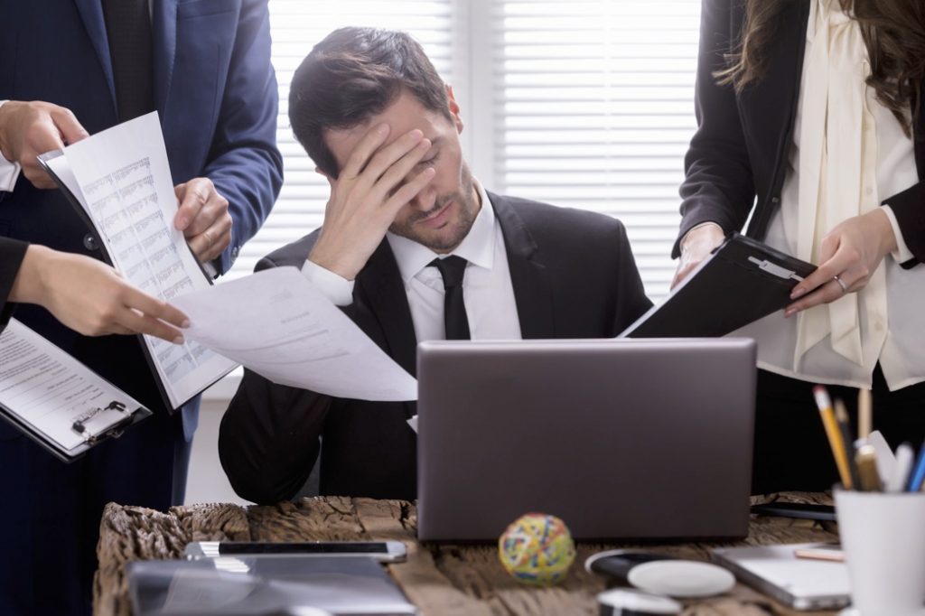 Compreendendo os diferentes tipos de estresse que afetam seus funcionários
