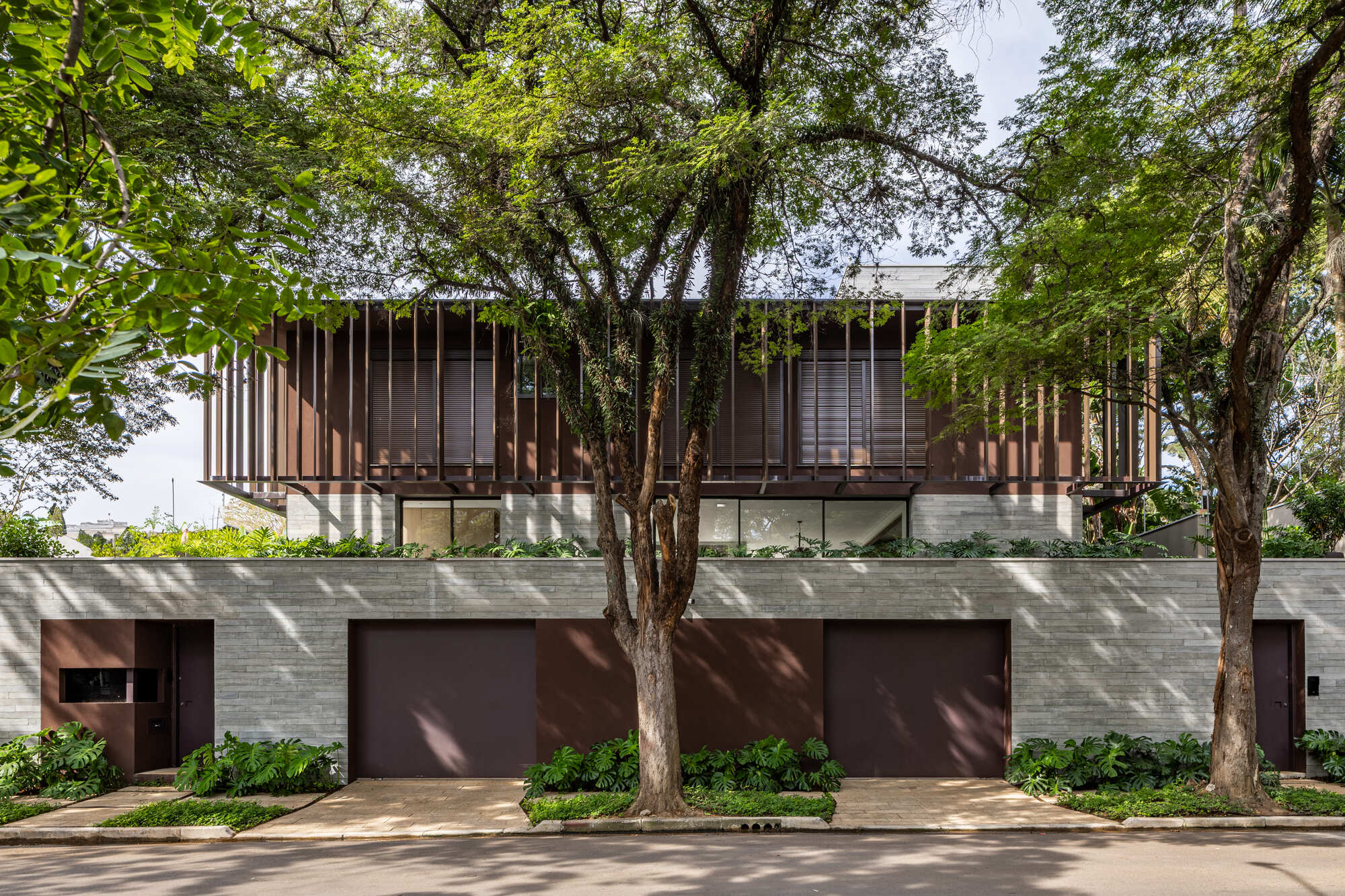JCD Residence / Ximenes Leite Arquitetura