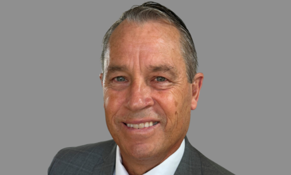 Movimentos de seguros: World Insurance Associates e Arcstone