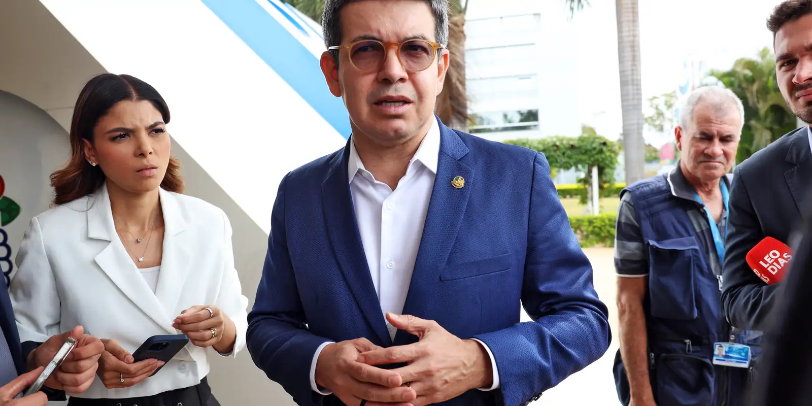 Randolfe Rodrigues afirma que governo deve indicar outro nome para STF