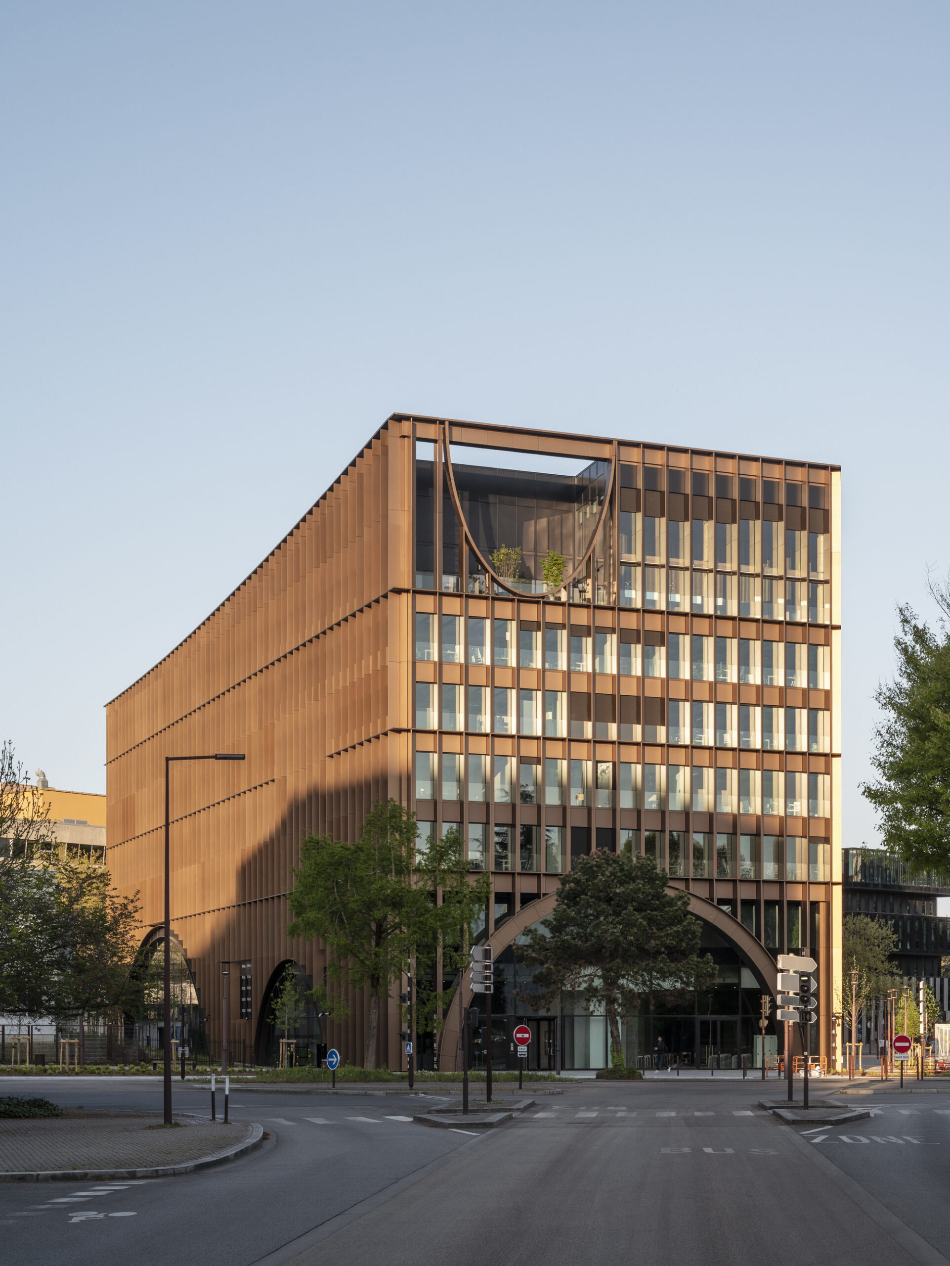 Escritório Maison de l’Innovation / Baumschlager Eberle Architects