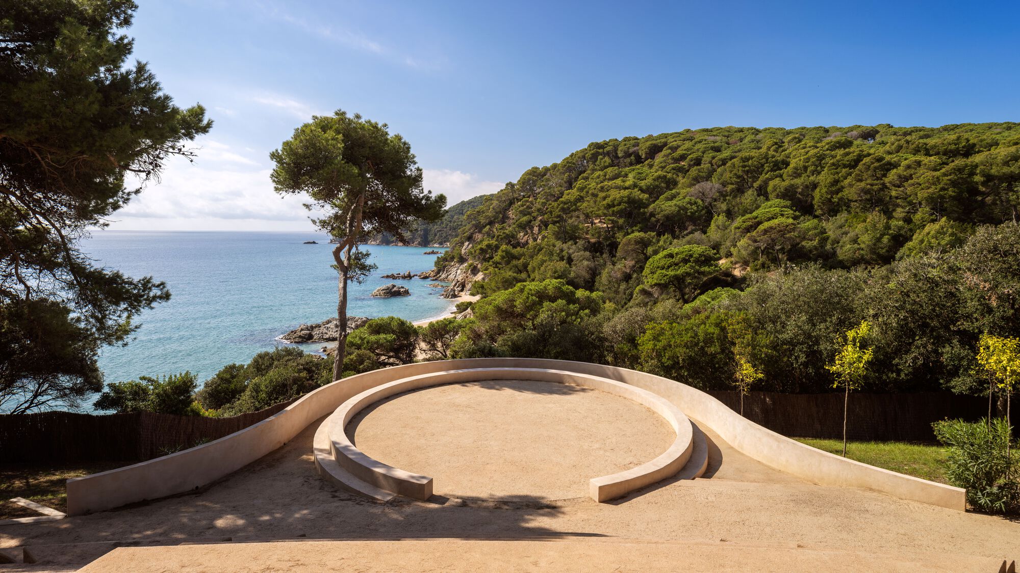 Teatro nos Jardins de Santa Clotilde / SCOB