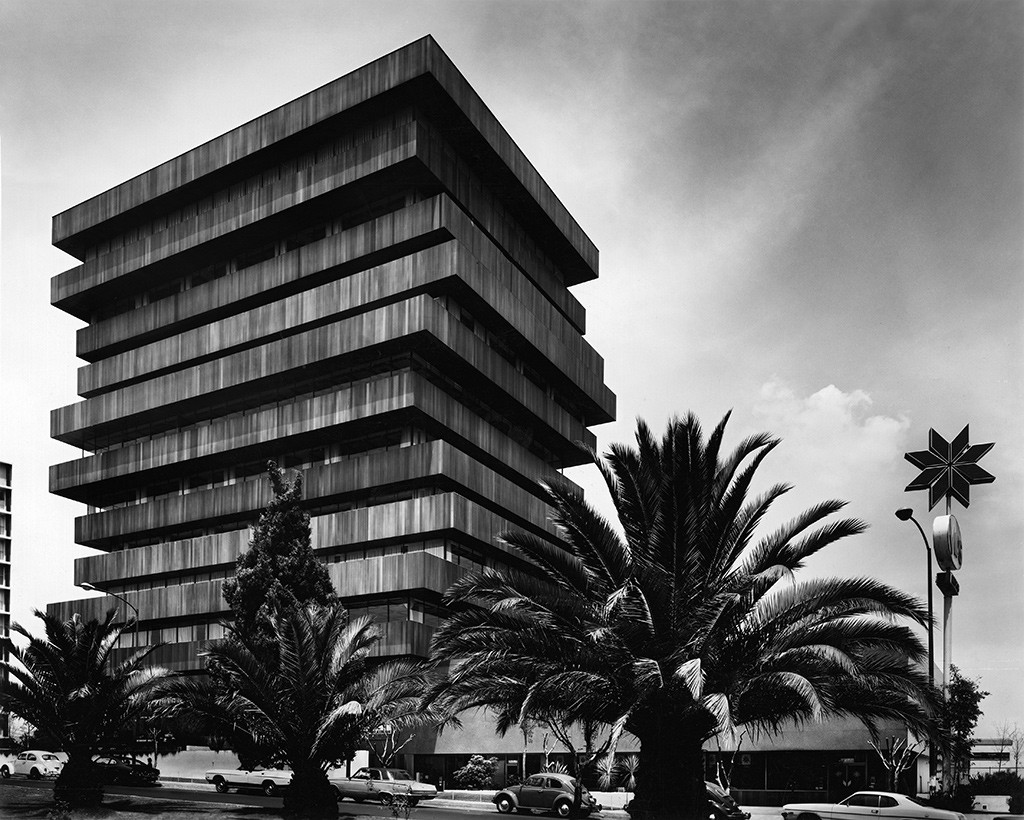 AD Classics: Palmas 555 / Sordo Madaleno Arquitectos