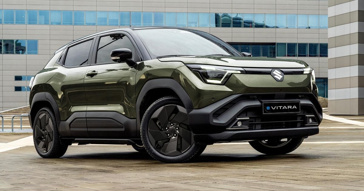 Suzuki e Vitara 2026 com preço a partir de US$ 46.990 para viagem – mais de US$ 10 mil a mais que BYD Atto 2