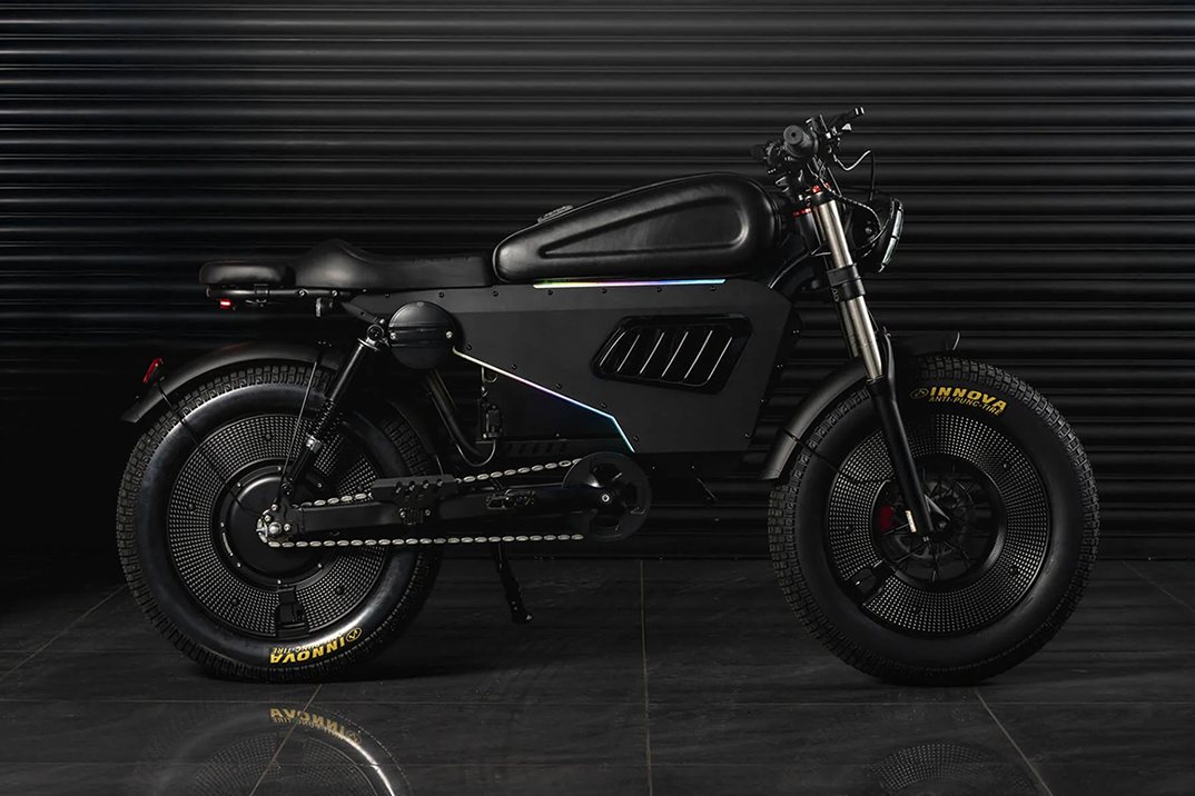 O Wulf 3000 é um Cafe Racer assassinado disfarçado de uma bicicleta elétrica de 50 MPH