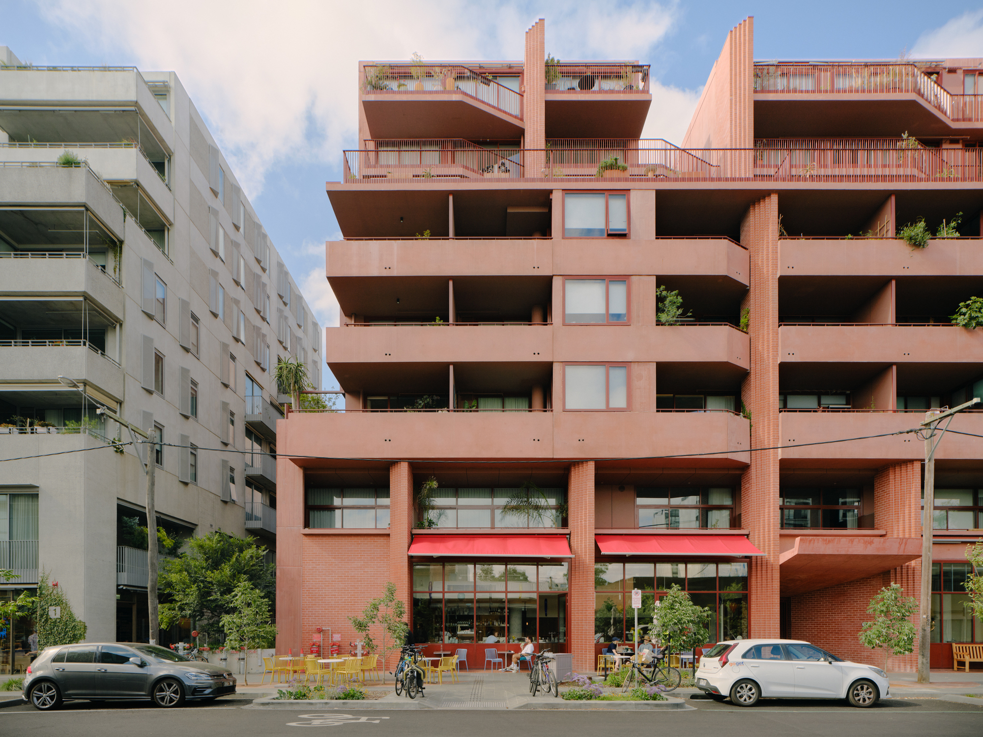 Apartamento Avenida Wilson 9 / MA+Co + Neometro