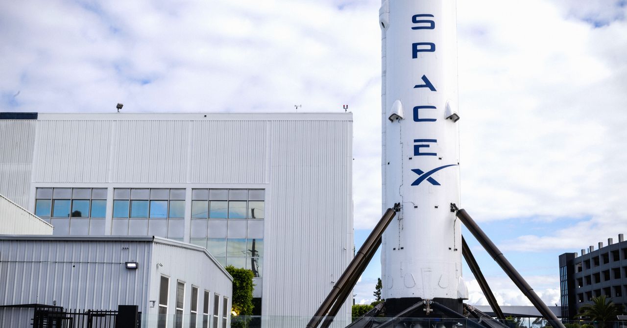 Boicotes prejudicam as vendas da Tesla. Agora, ativistas estão assumindo o IPO da SpaceX de Elon Musk