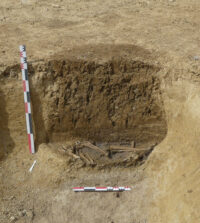 Corpos entrelaçados encontrados em antigo silo de grãos em Dijon – The History Blog