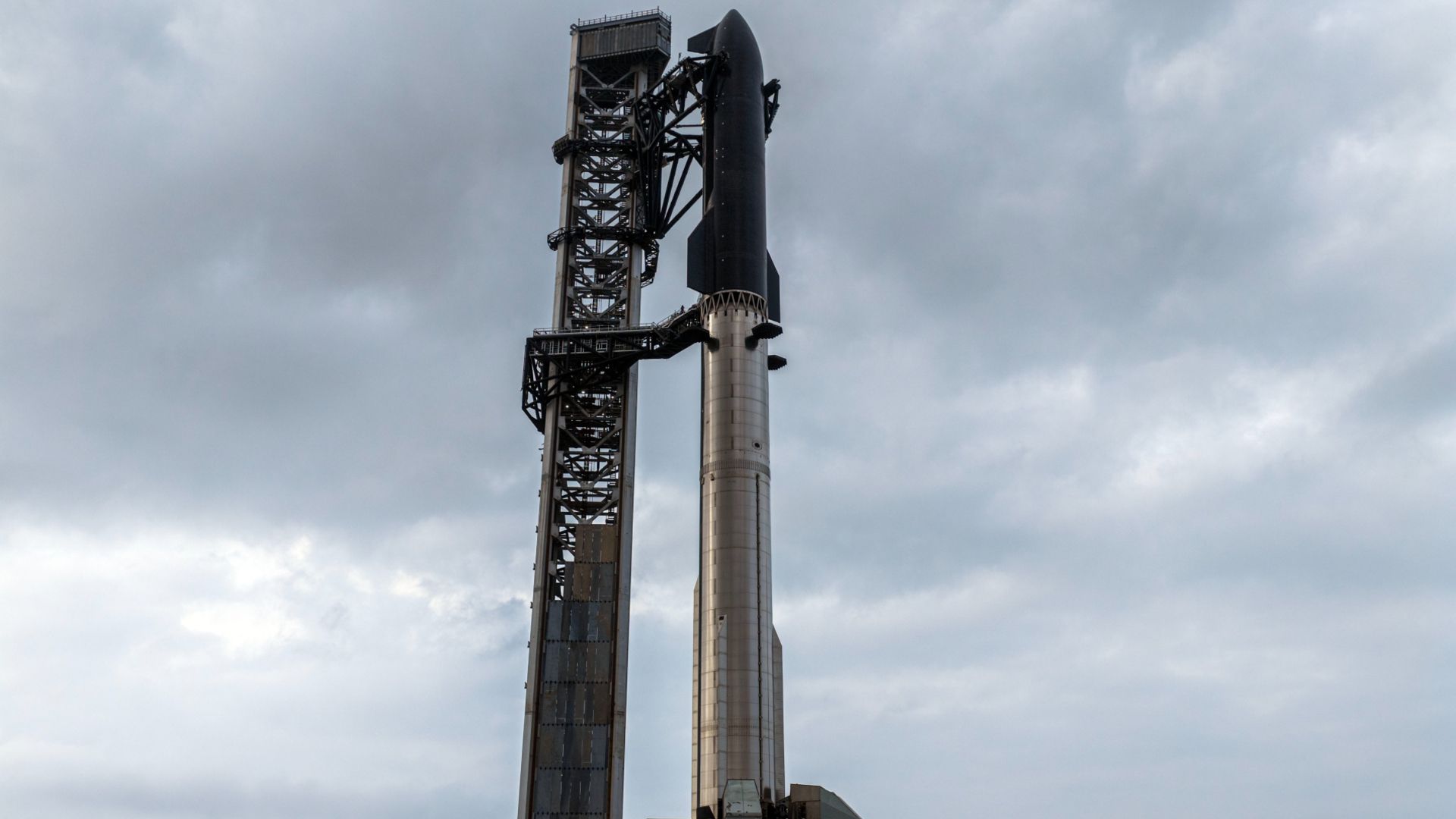 A SpaceX lançará seu primeiro megarocket Starship V3 em 21 de maio.