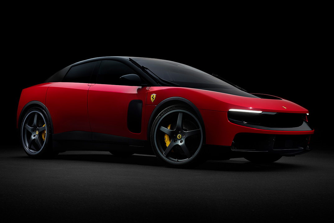 O Ferrari Luce 2027 é um sedã elétrico de cinco lugares e 1.035 HP e a Internet odeia isso