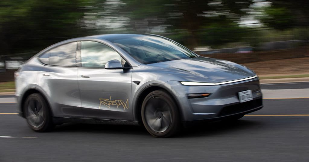 Tesla revela novos detalhes sobre acidentes de Robotaxi – e os humanos envolvidos