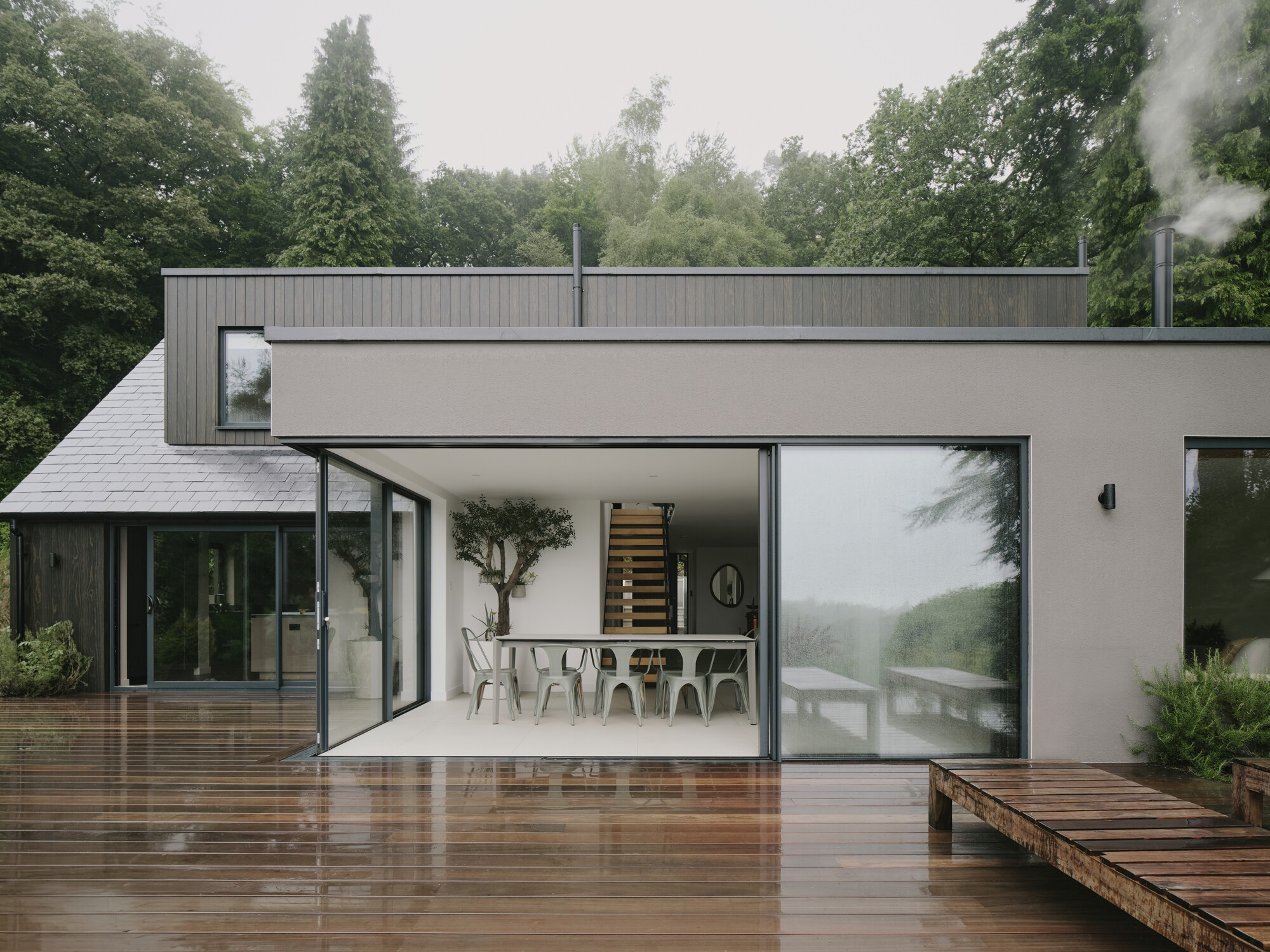 Casa de faia / MiMStudios | ArchDaily