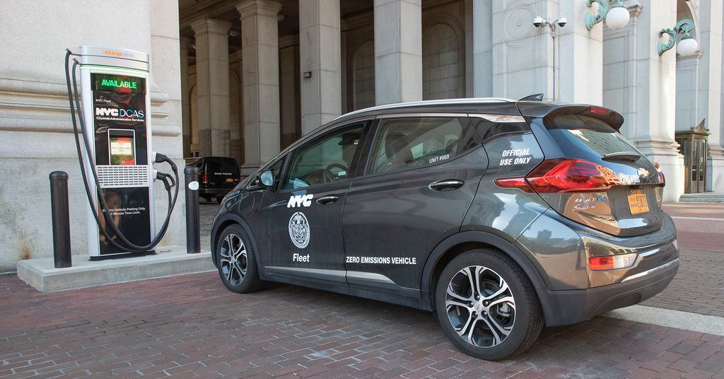 Nova York e Los Angeles estão se unindo para lutar por veículos elétricos