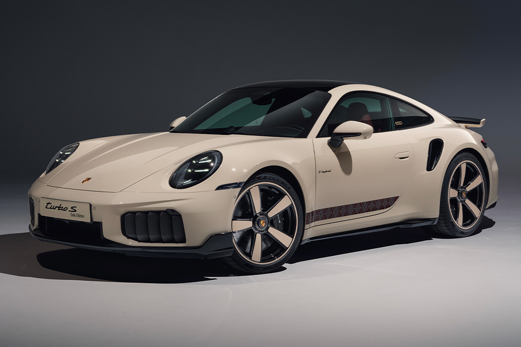 Este Porsche 911 Turbo S de 701 HP apresenta tecidos beduínos tecidos à mão e existem apenas 20