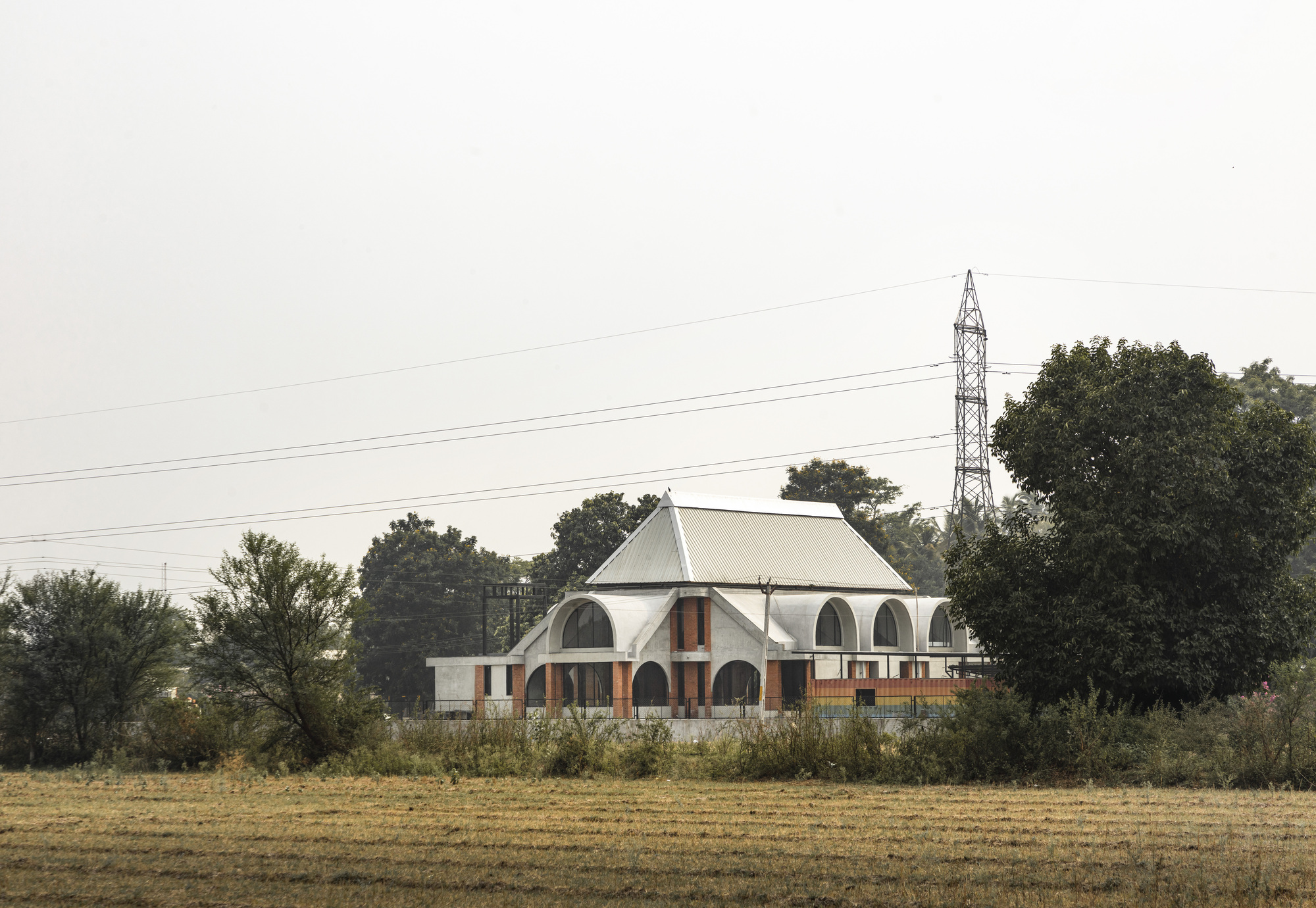 Estúdio ALT / Rushnaiwala Architects