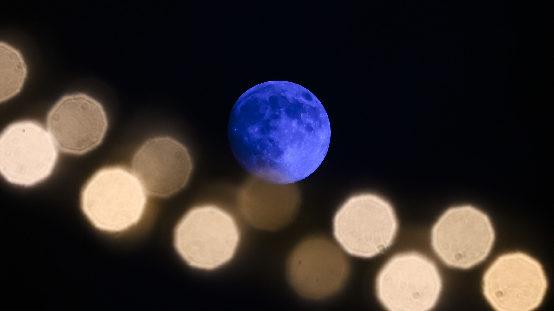 A Lua Azul nasce em 30 de maio – Onde e quando ver a segunda lua cheia do mês