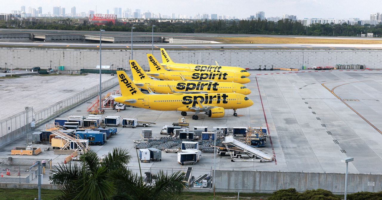 O que a implosão da Spirit Airlines significa para suas férias