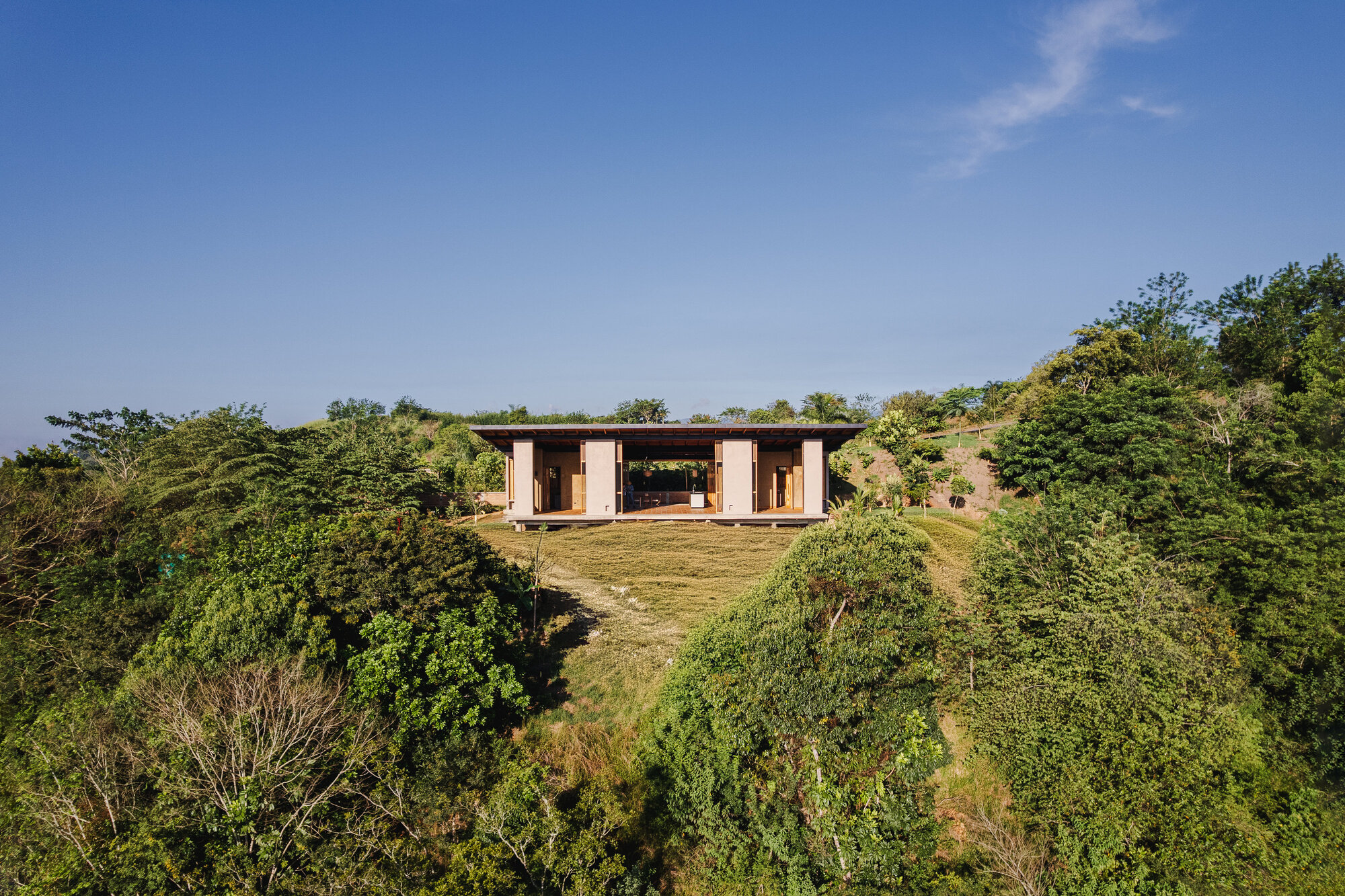 Casa de Barro / Norenaarquitectos | ArchDaily