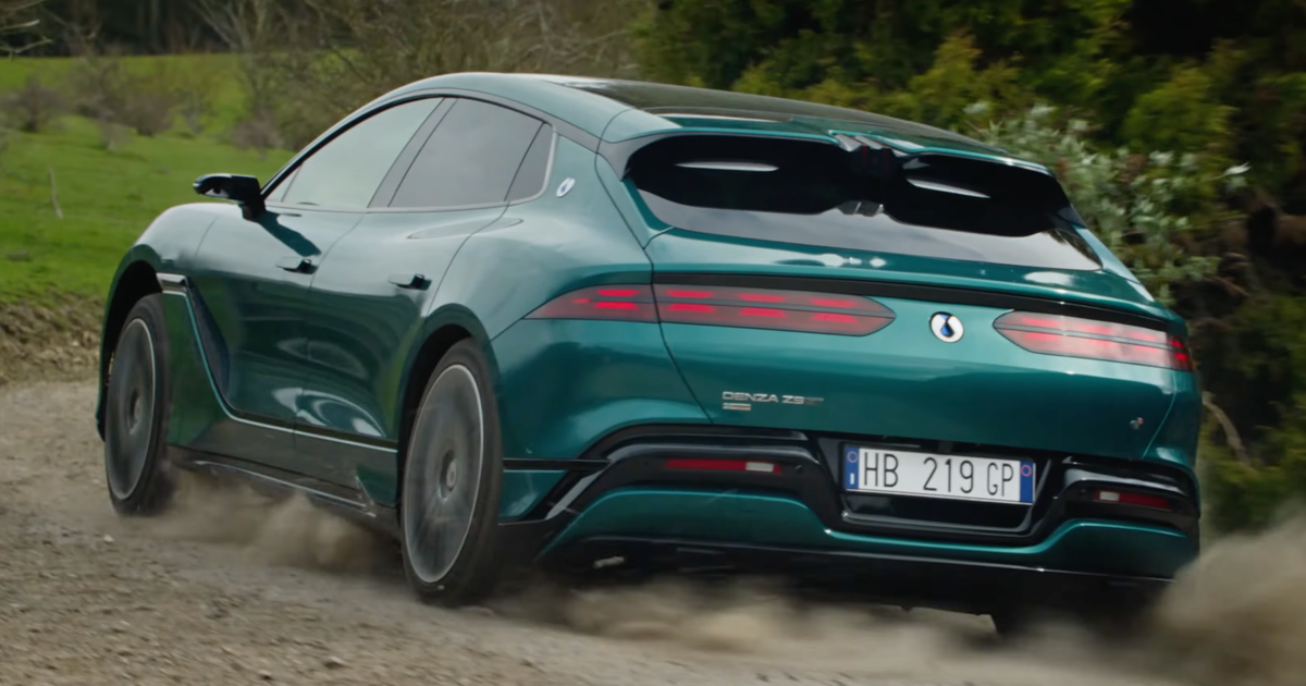 James Bond troca seu Aston Martin por um Denza