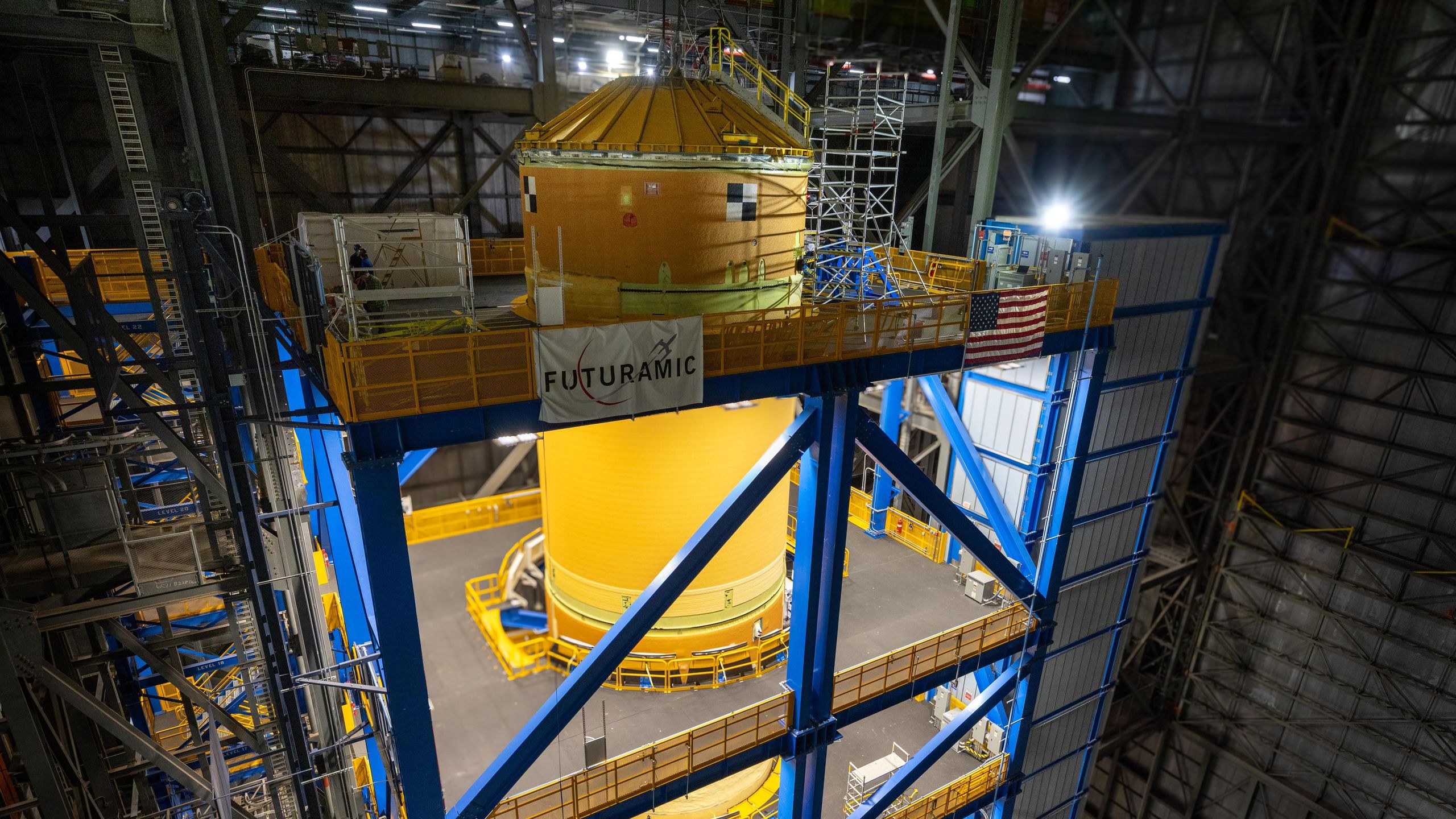 O foguete Artemis 3 da NASA está tomando forma para lançamento em 2027 para testar módulos lunares (foto)