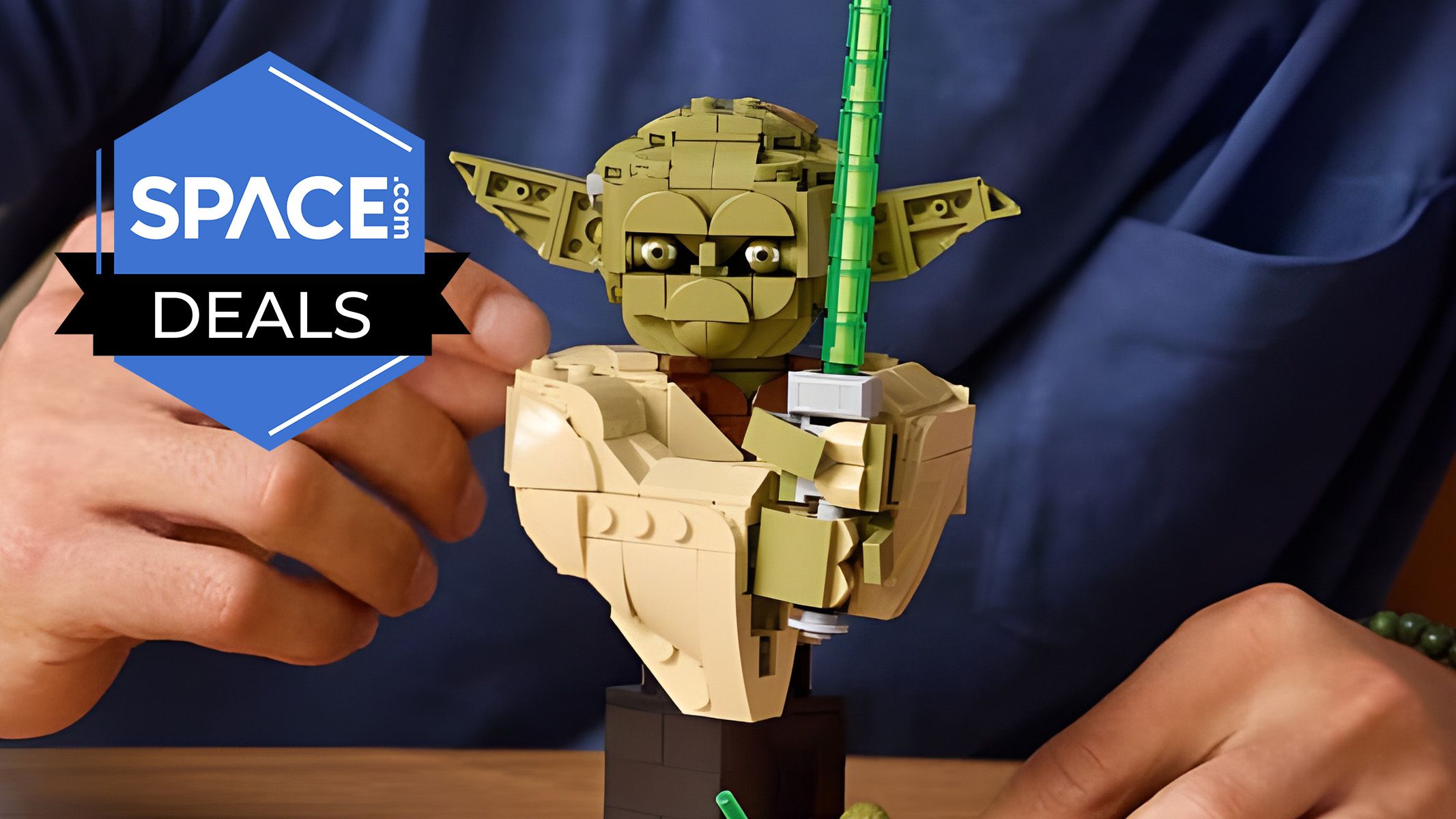 Nunca mais vou dormir se comprar esse busto de Lego Star Wars Yoda, mas preciso dele