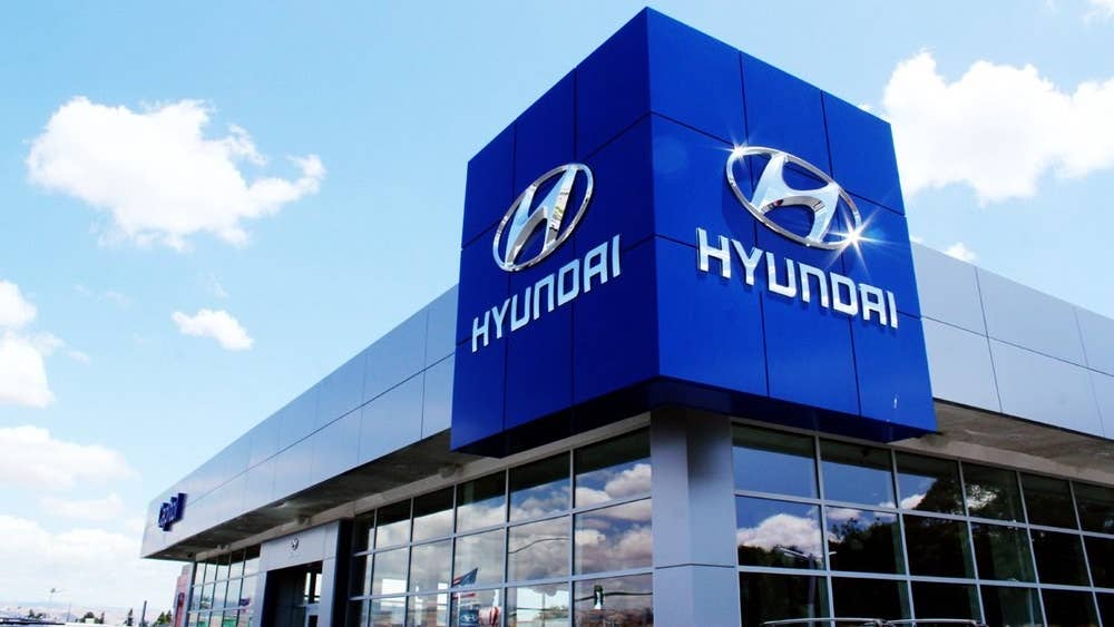Os proprietários de automóveis confiam mais nos revendedores, mas ainda assim vão a outro lugar para obter serviços