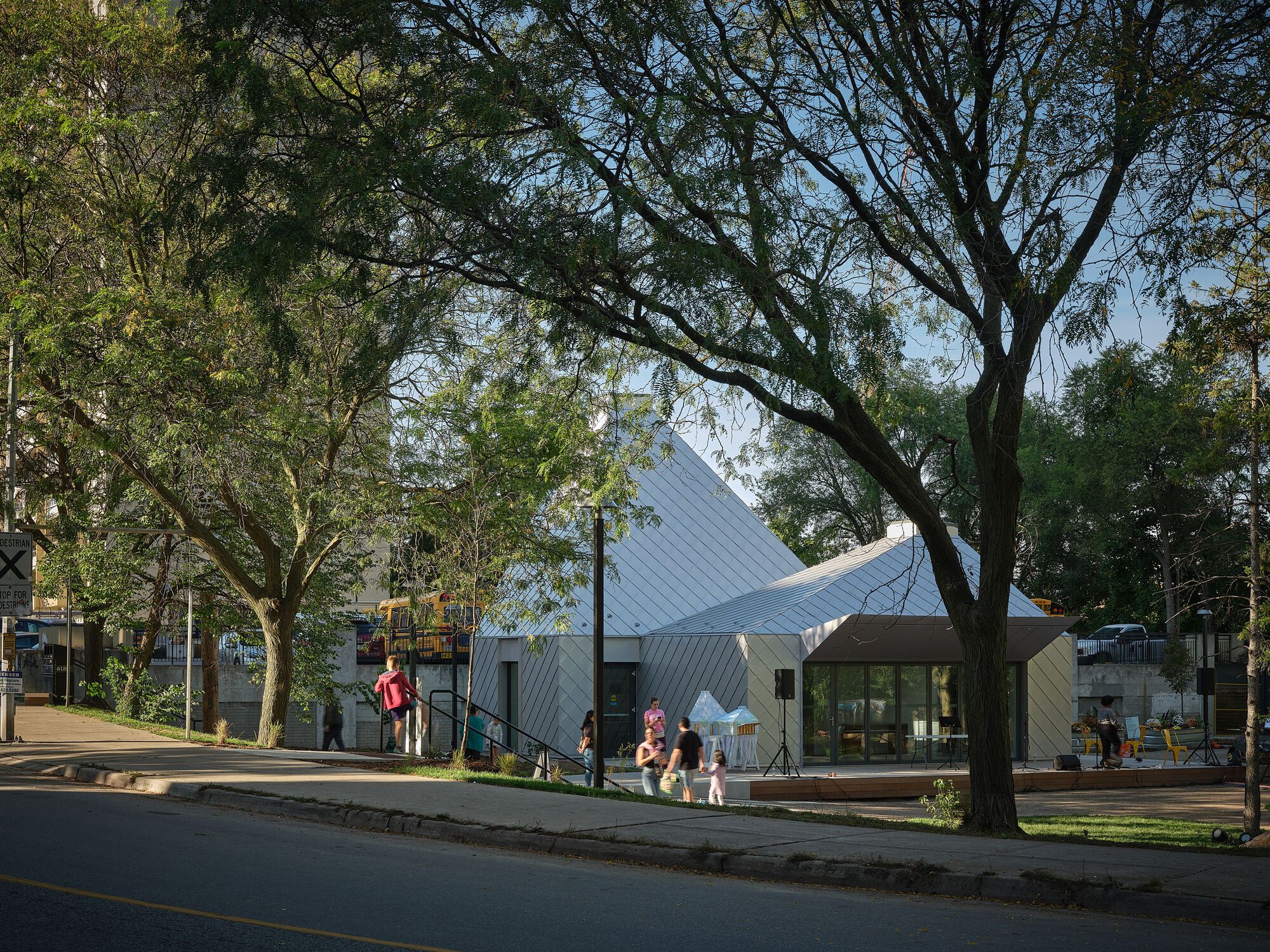 Mabelle Park / LGA Architectural Partners