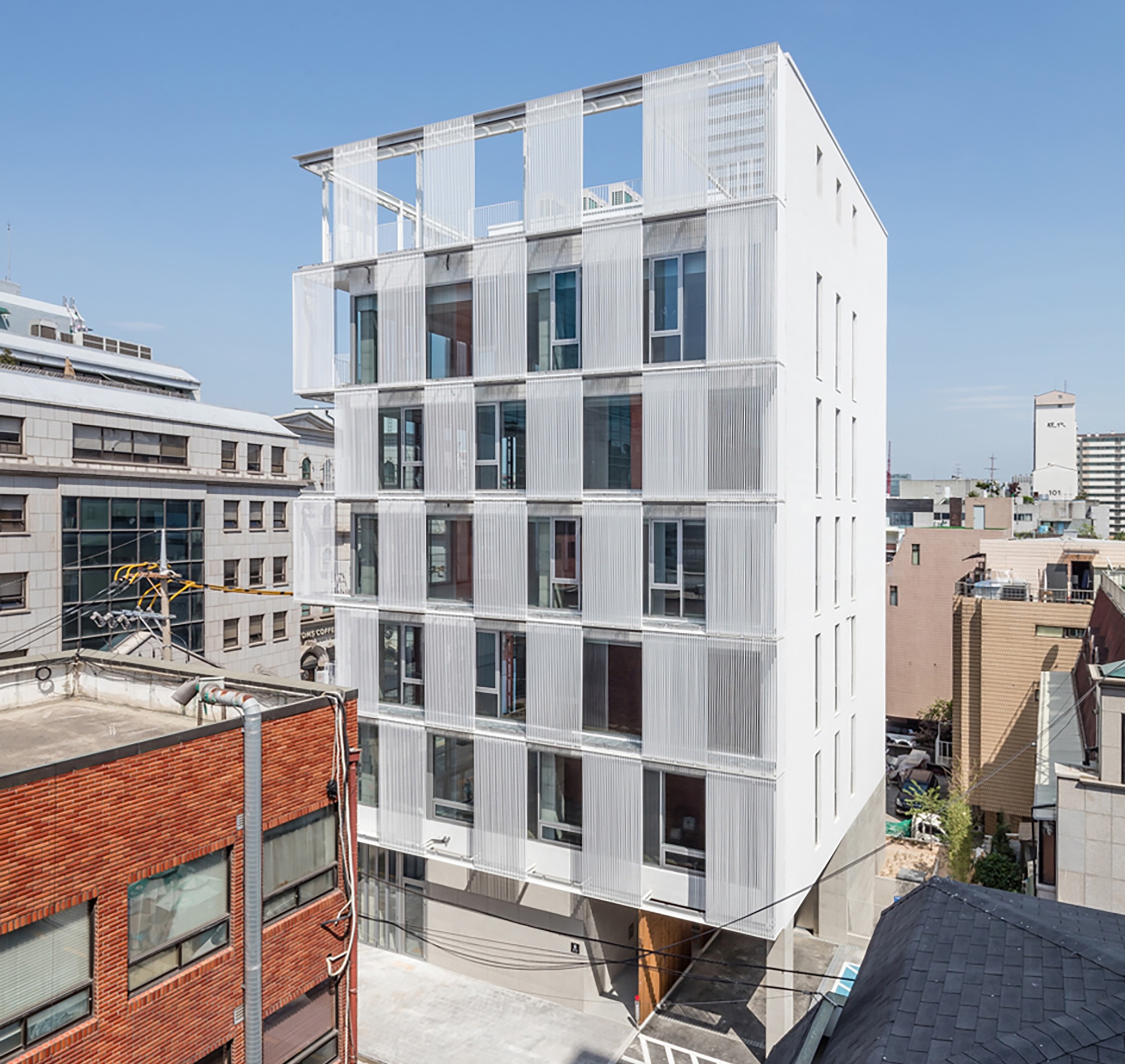 Construção de Cortinas Metálicas / Hyunjoon Yoo + Partners