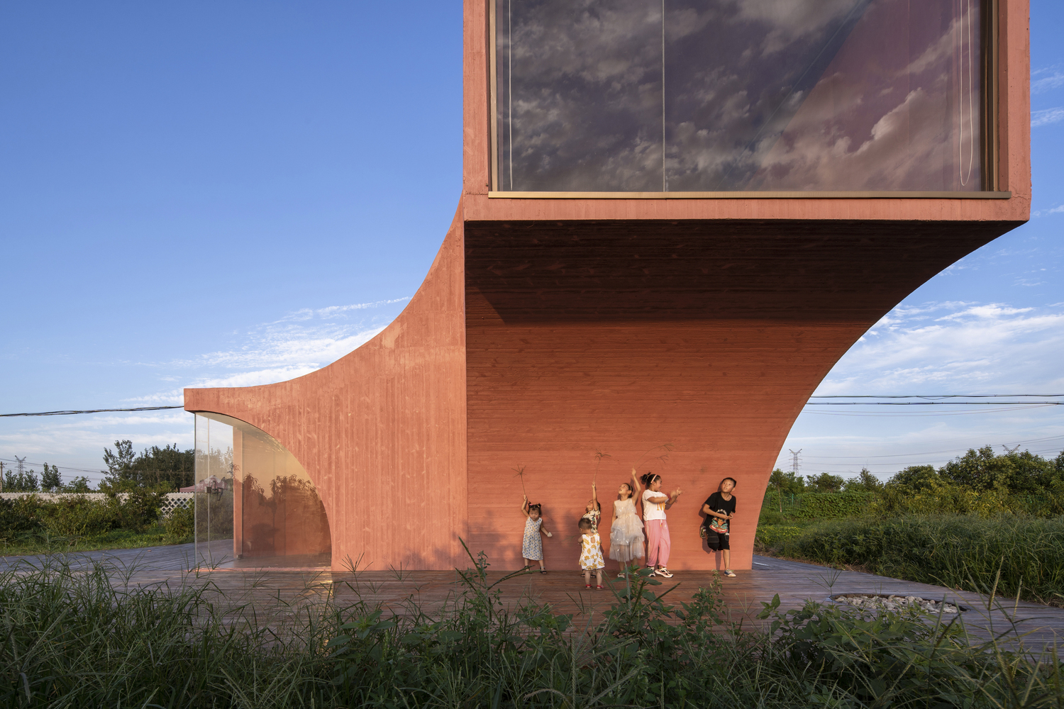 Paisagens Habitadas: 22 Centros Culturais e Comunitários em Zonas Rurais