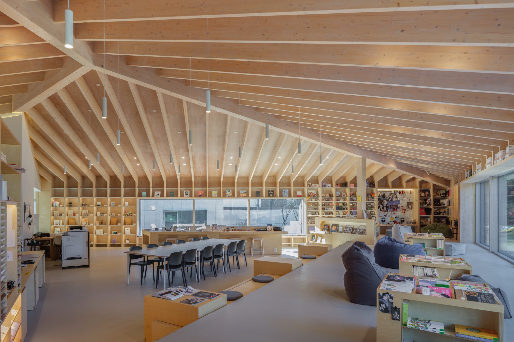 Biblioteca Second Chance / arquitetos ODDs&ENDs