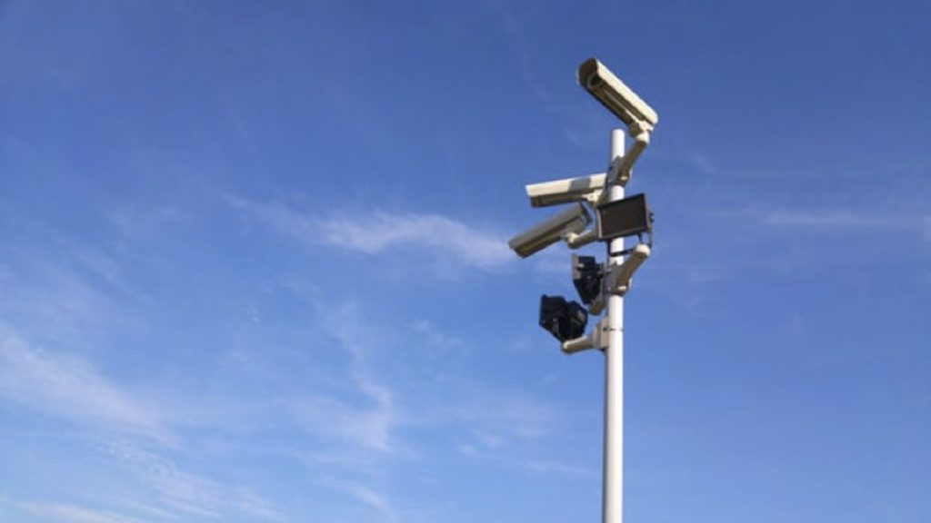 Como as soluções de vigilância inteligente apoiam o crescimento dos negócios