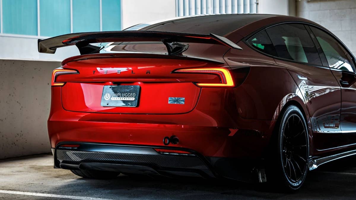 Tesla poderia construir uma manta modelo 3, mas tem coisas maiores com que se preocupar
