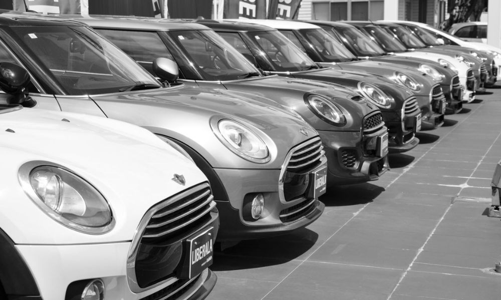 EPIC Insurance constrói banco de F&I para concessionária de automóveis com quatro contratações