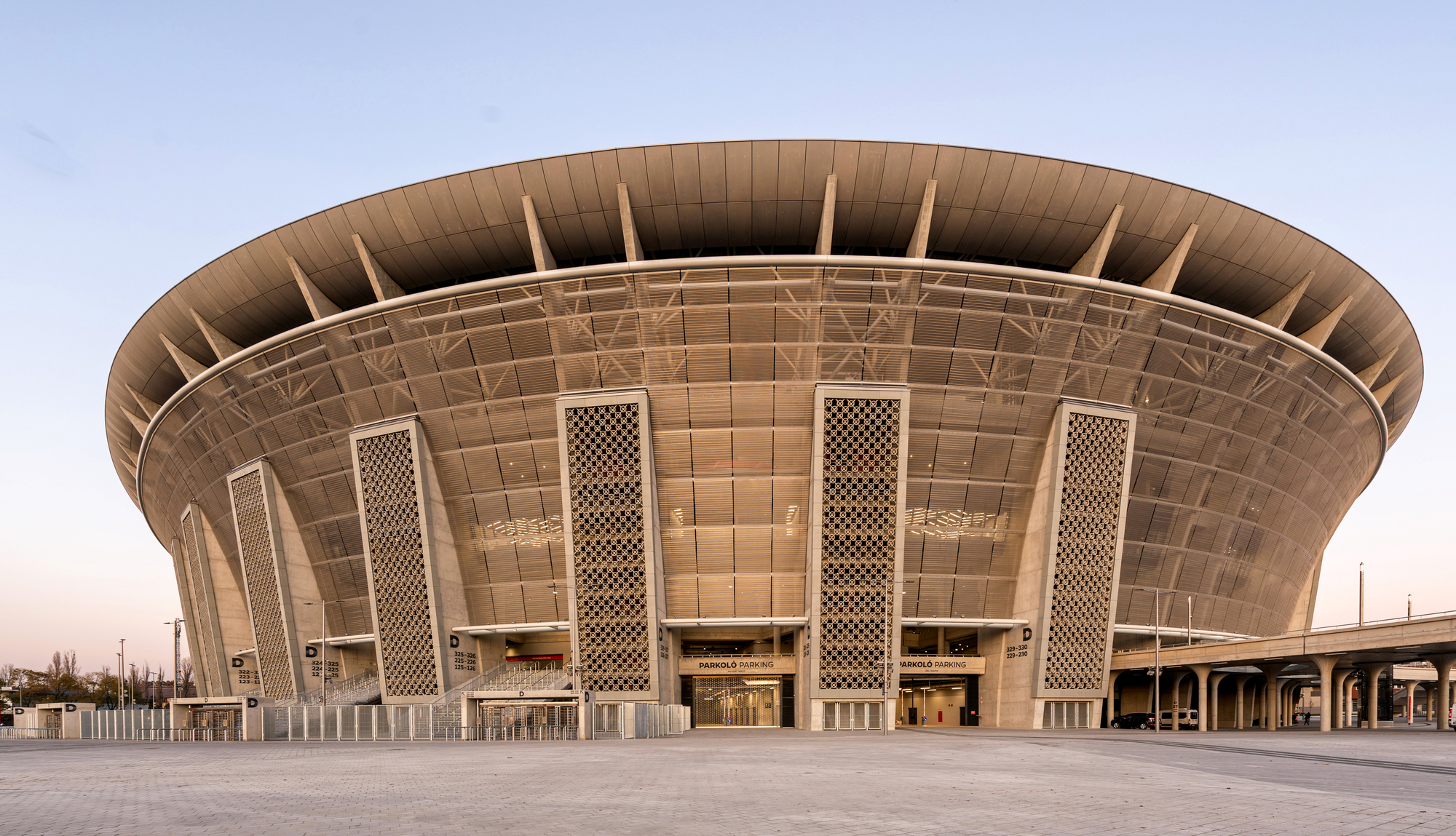 Arena Puskás / KÖZTI Architects