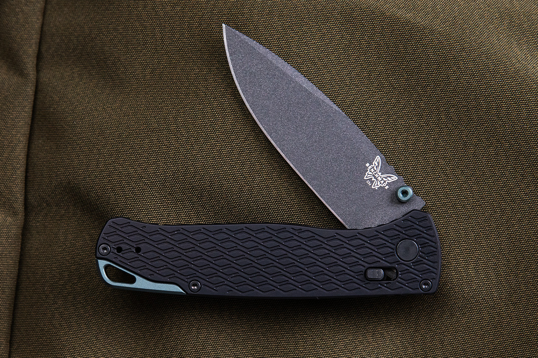 Prática: Faca Bugout Vapyr EDC da Benchmade
