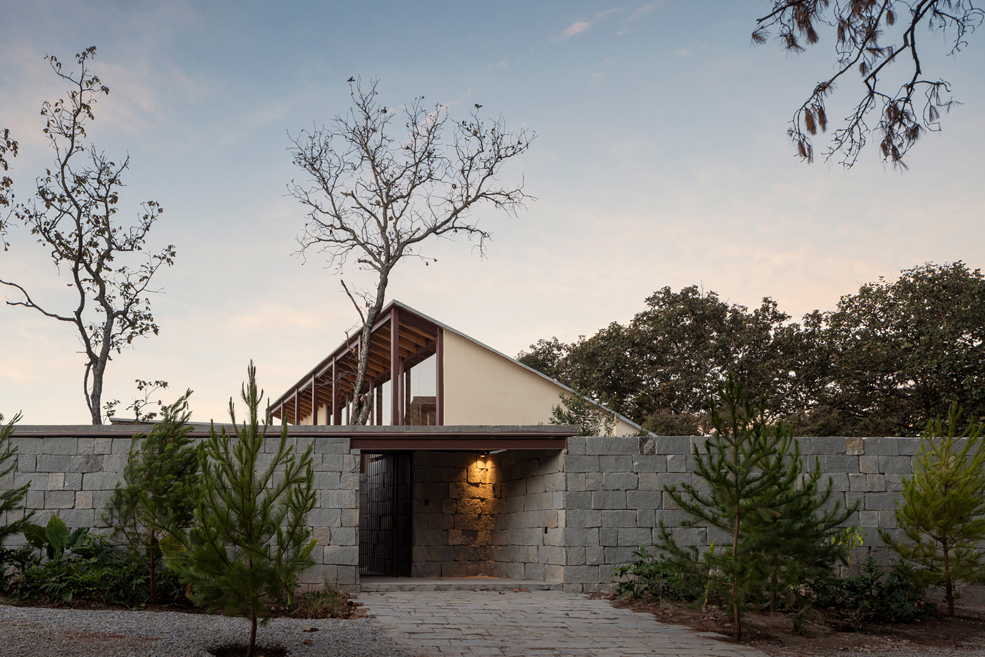 Cabana em Ferradura / ALMA by Architects