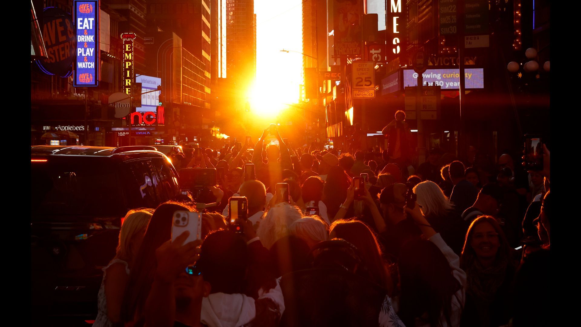 Manhattanhenge está de volta! foto do dia 1º de junho de 2026