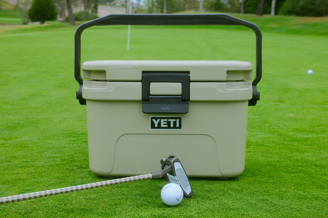 Prática: Roadie 8 da YETI reduz a resistência do Big-Cooler ao tamanho de um carrinho de golfe