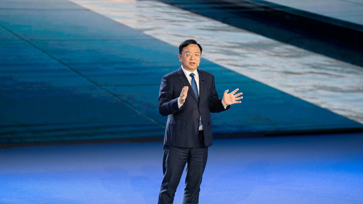 BYD afirma que pode ultrapassar a Toyota como maior montadora do mundo