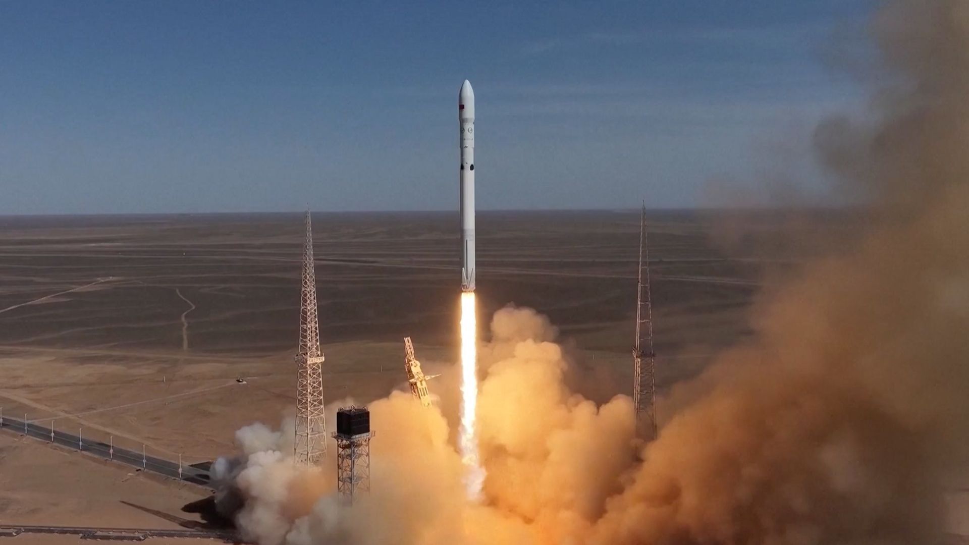 China lança missão de estreia de foguete semelhante ao Falcon 9 sem aviso prévio (vídeo)