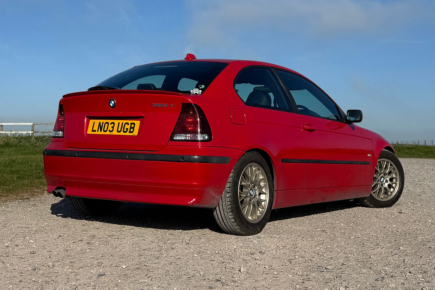 BMW 325ti Compacto (E46) | Frota PH