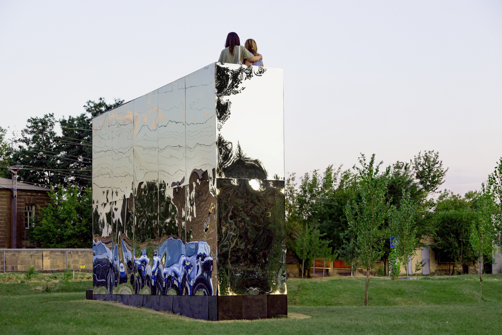Pavilhão Reflexo do Infinito / Alberto Collet + MEDS (Encontros de Estudantes de Design)