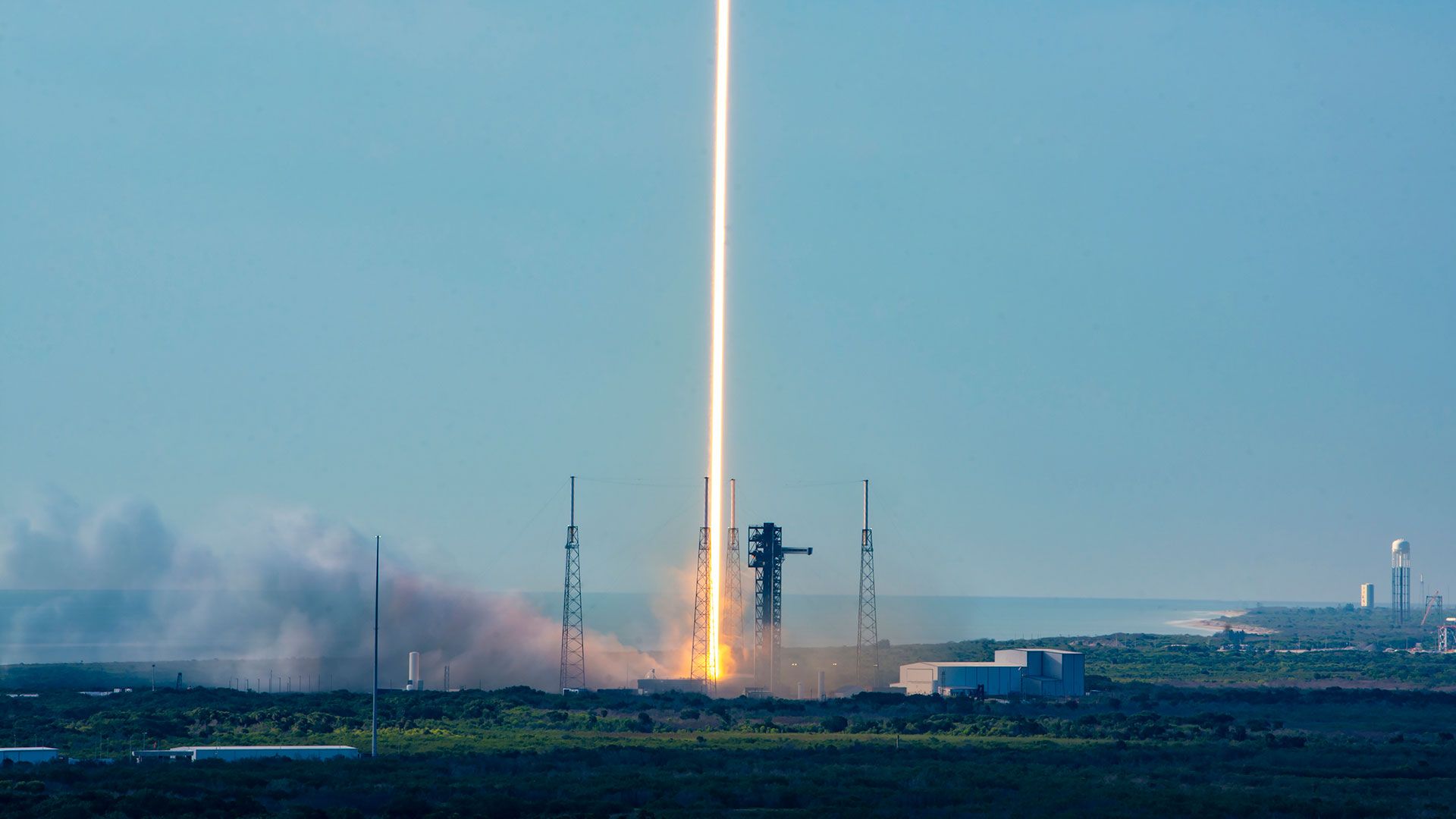 As ações da SpaceX não foram o único lançamento da empresa hoje – ela também colocou 29 satélites Starlink em órbita