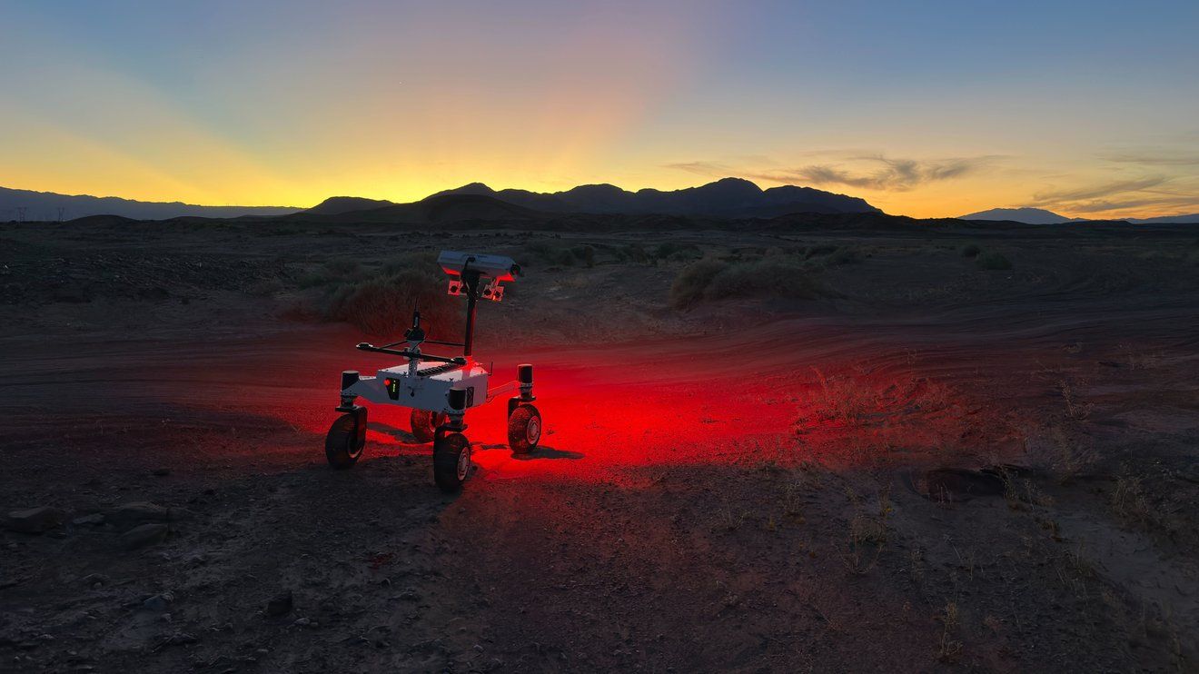 NASA testa novo protótipo avançado de rover de Marte no deserto da Califórnia (vídeo)