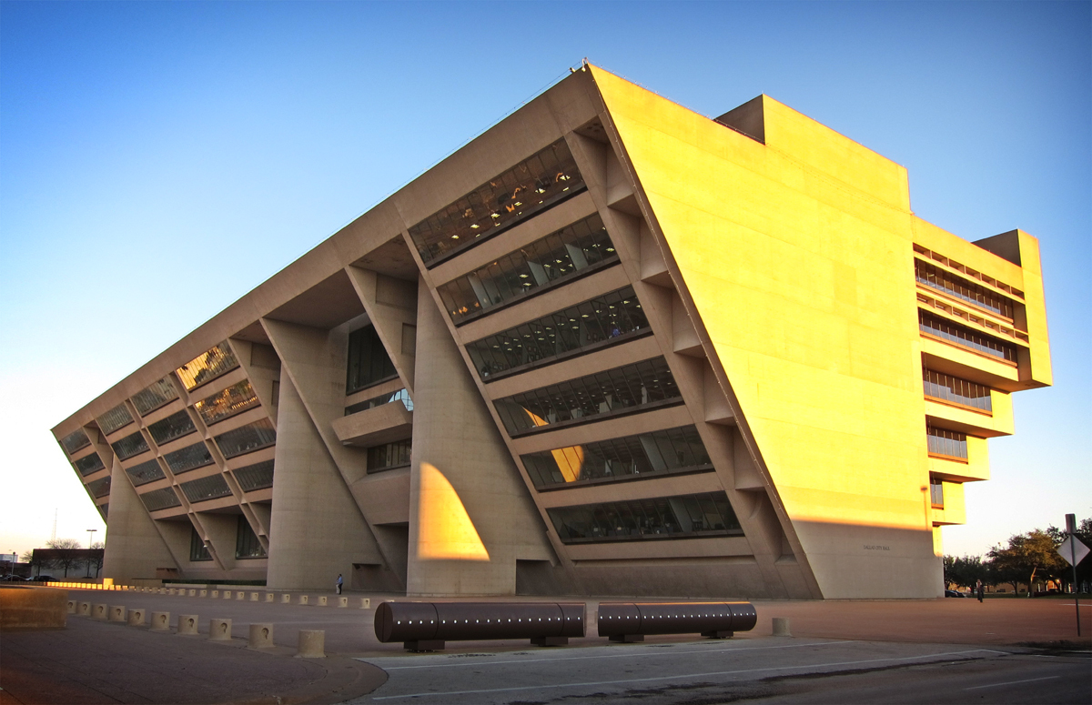 Dallas avalia opções de reparo e demolição para a prefeitura modernista de IM Pei