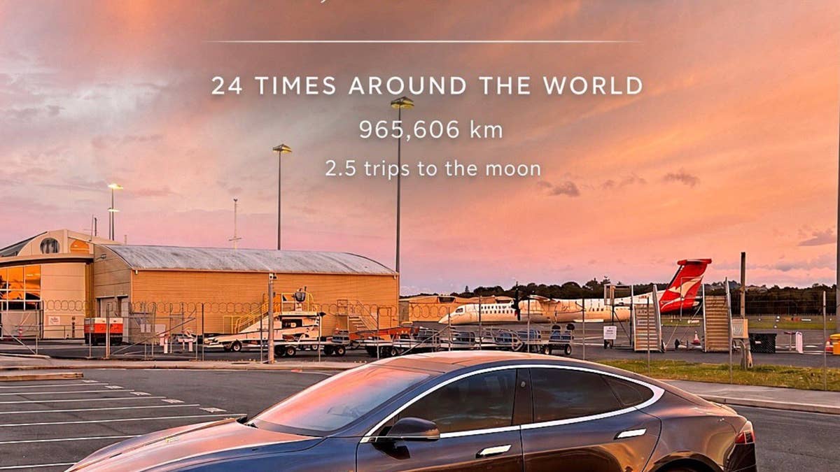 Este Tesla Model S atingiu 600.000 milhas com apenas uma troca de bateria