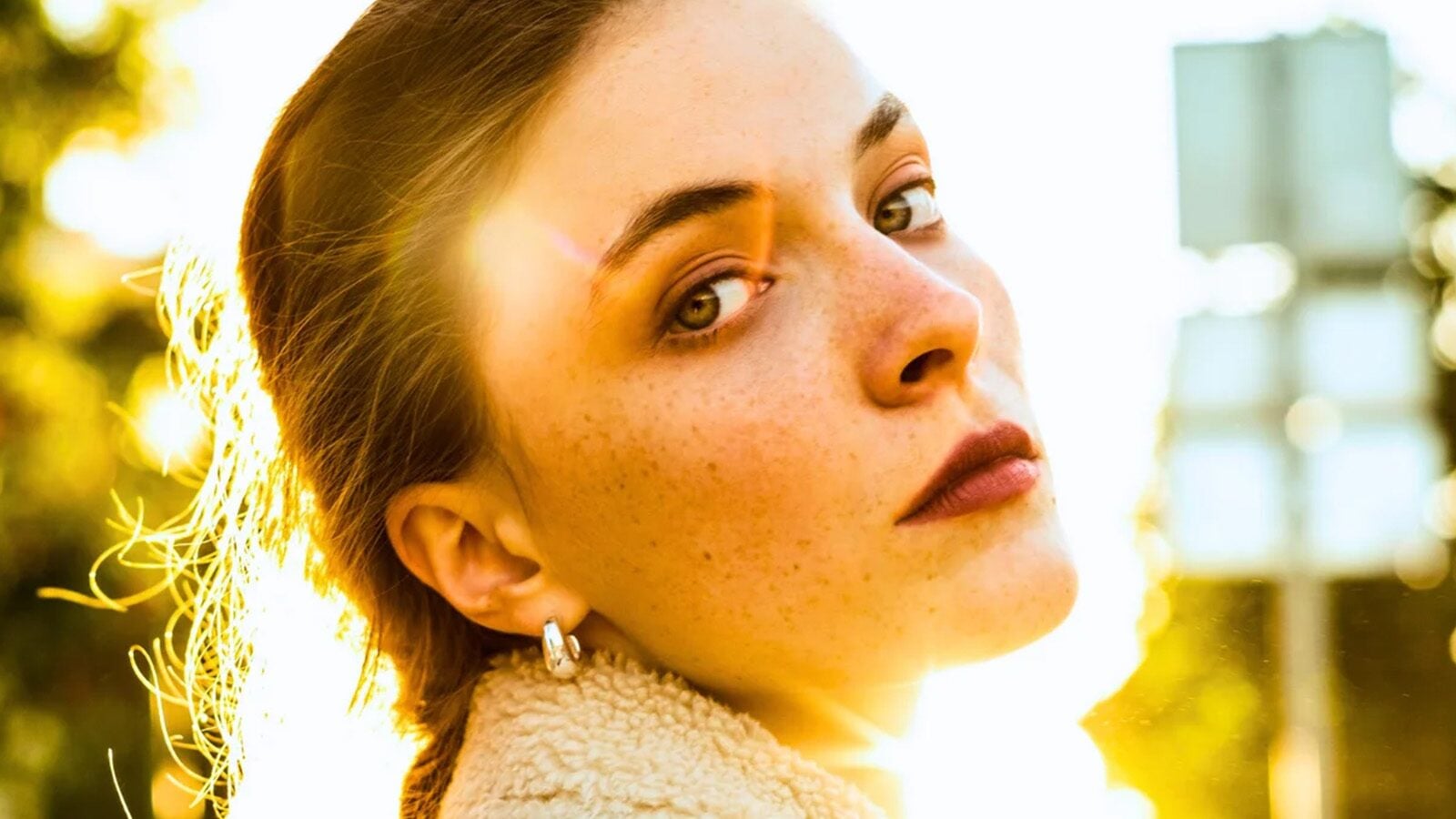 Pessoas sem necessidade de impressionar alguém costumam dizer 8 frases em uma conversa casual
