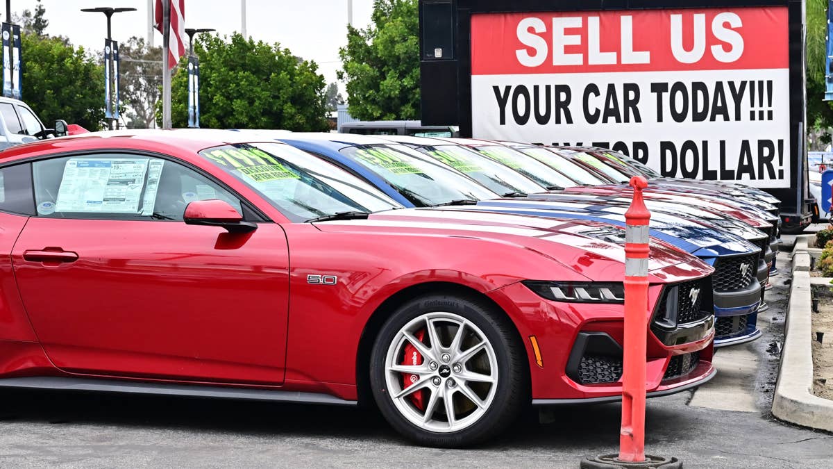 Carros usados ​​de US$ 10.000 a US$ 15.000 agora duram em média quase 9 anos e 98.000 milhas